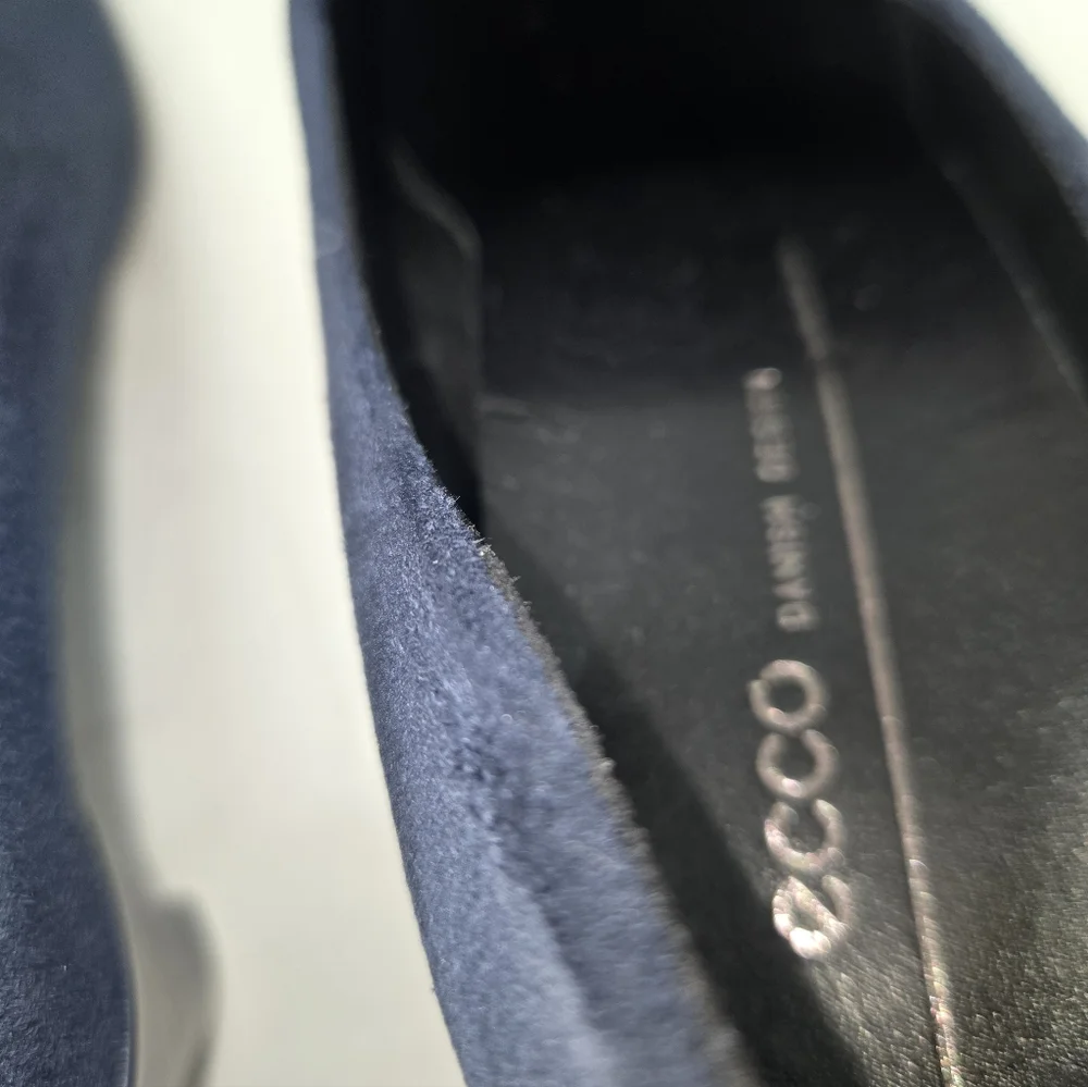 Ecco Women's Size 41 Danish Design Blue Suede Heels Pump Slip On - Picture 6 of 7